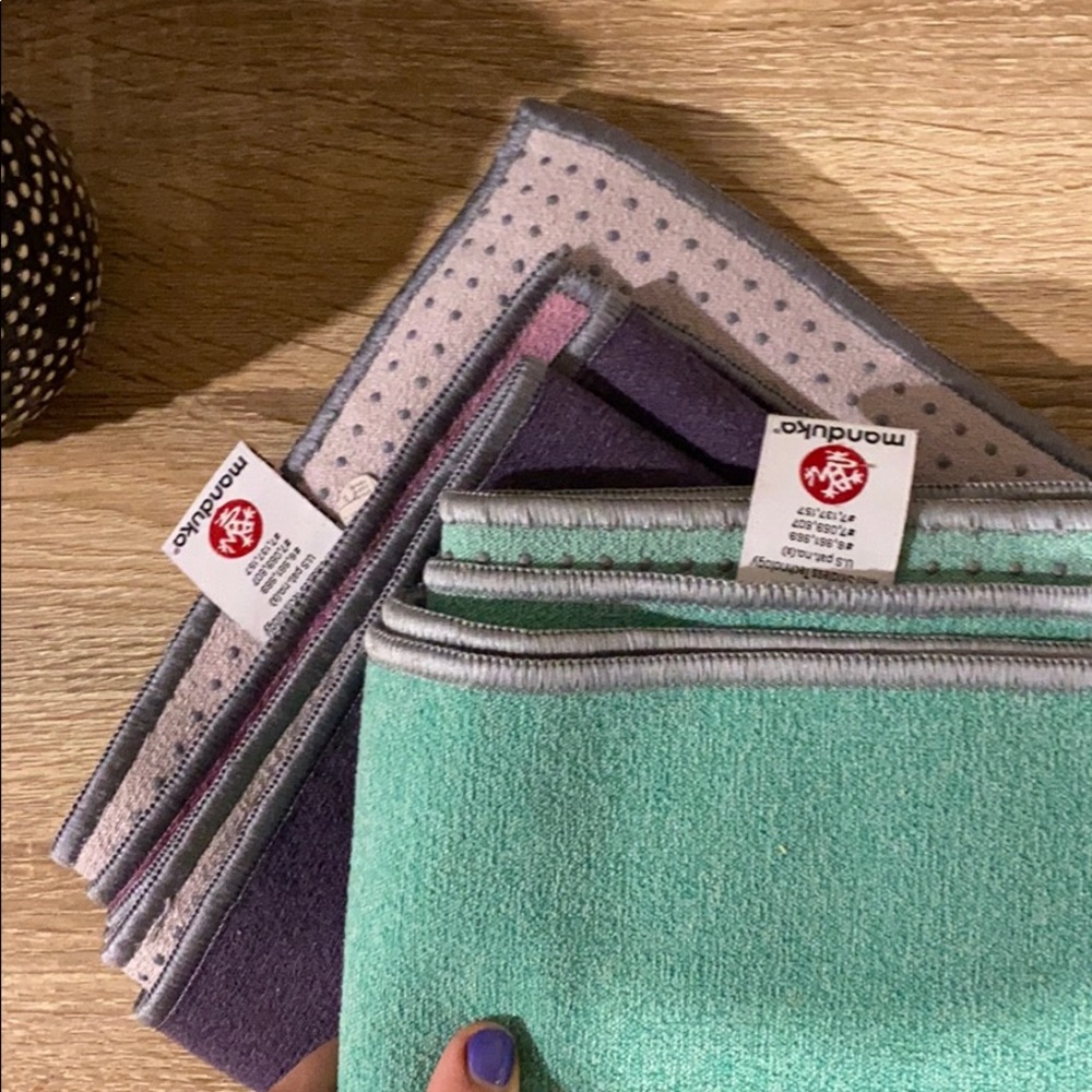 Manduka Yogitoes Yoga Mat Towels